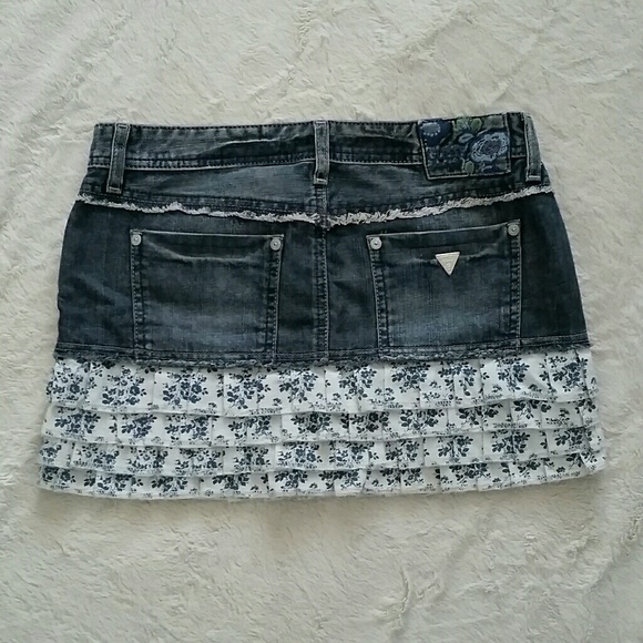 Cute GUESS Skirt - Picture 2 of 7